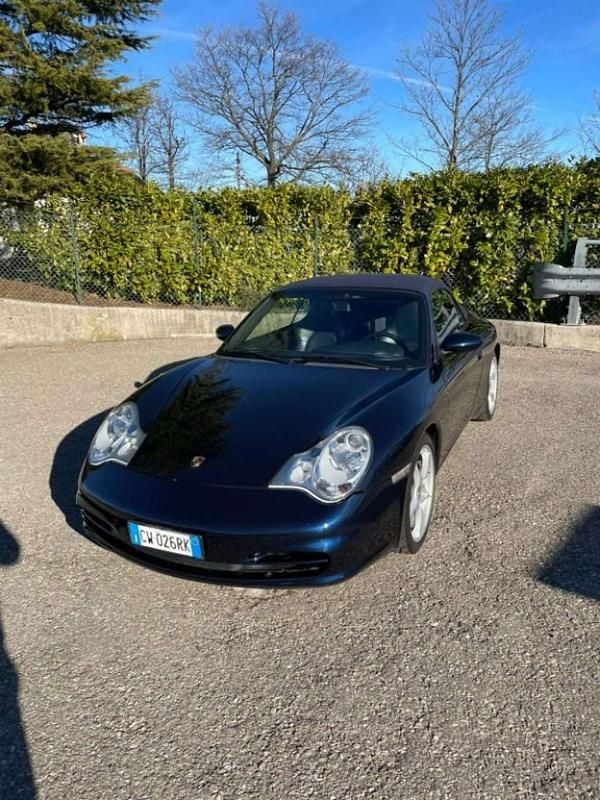 Blu metallizzato Usata 2003 Porsche 911 Carrera Cabriolet Cabrio | 45.000 € (Buon prezzo) - Immagine 1/4