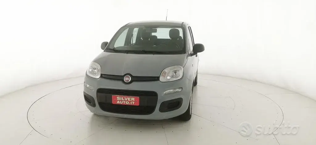 Usata Fiat Panda Easy 69 CV (50 kW) 2019 Grigio Utilitaria