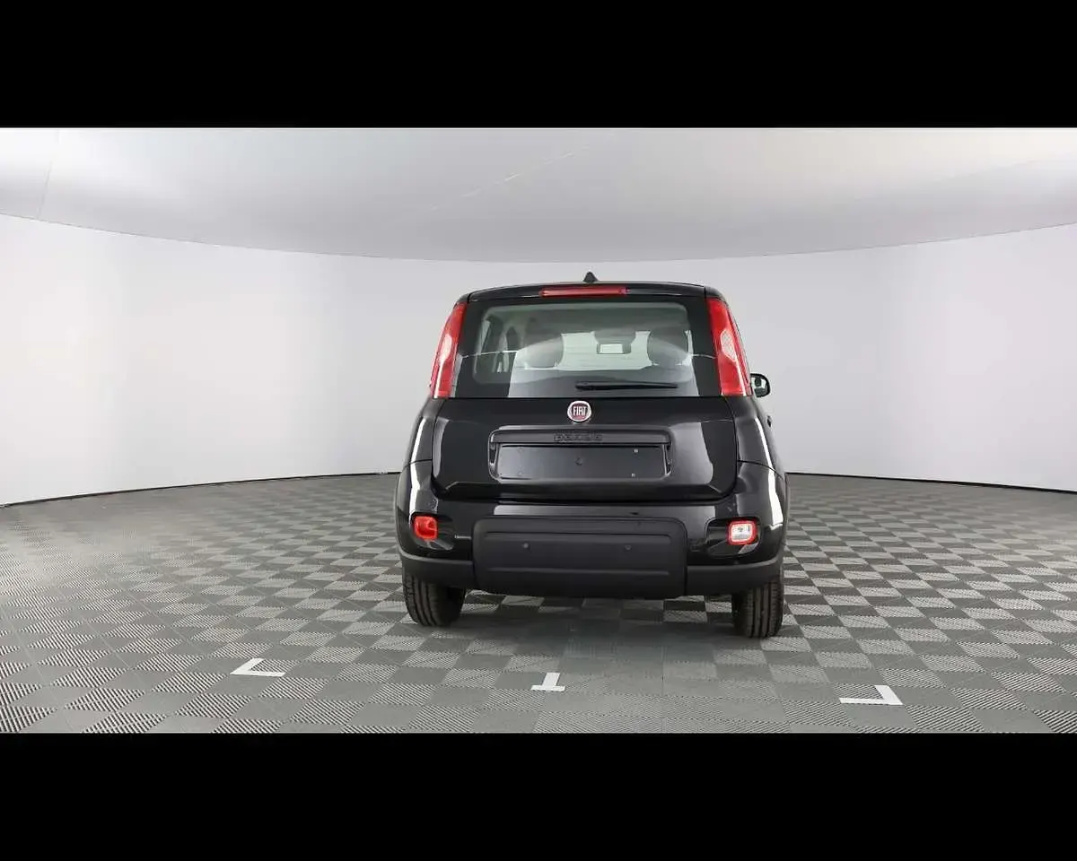 Nuova Fiat Panda 69 CV (50 kW) 2025 Nero cinema Utilitaria