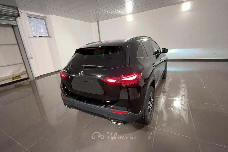 Nuova Mercedes GLA200 Advanced 150 CV (110 kW) 2026 Nero SUV