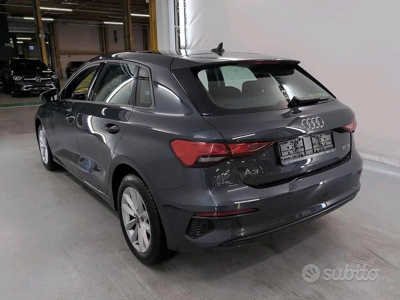 Usata Audi A3 Business 116 CV (85 kW) 2020 Grigio Berlina
