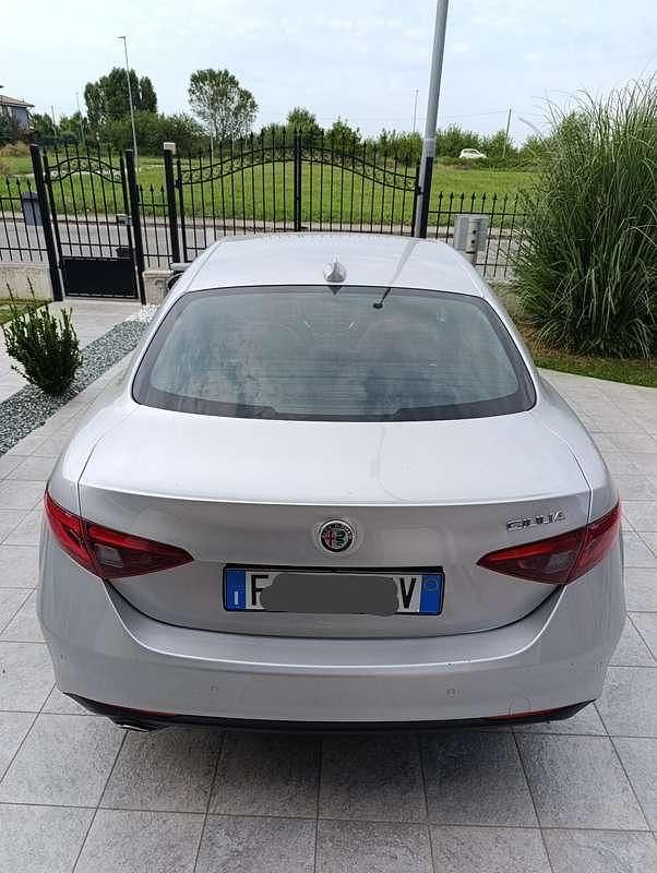 Usata Alfa Romeo Giulia Executive 160 CV (117 kW) 2018 Berlina