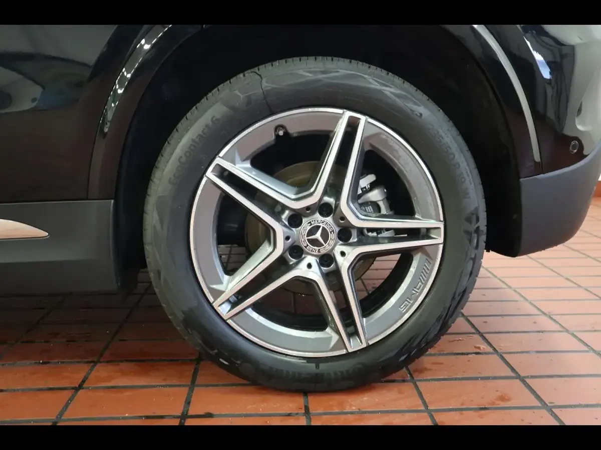 Usata Mercedes GLA180 Advanced Plus 116 CV (85 kW) 2025 Nero SUV