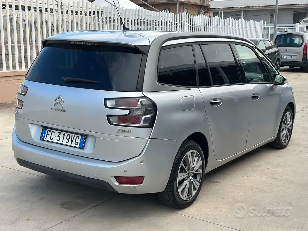 Usata Citroën Grand C4 Picasso 120 CV (88 kW) 2016 Grigio Monovolume