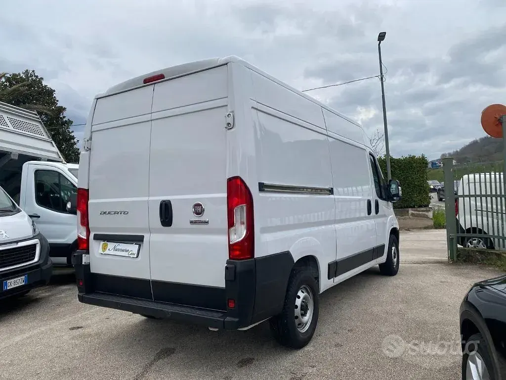 Usata Fiat Ducato 140 CV (102 kW) 2023 Bianco Furgone