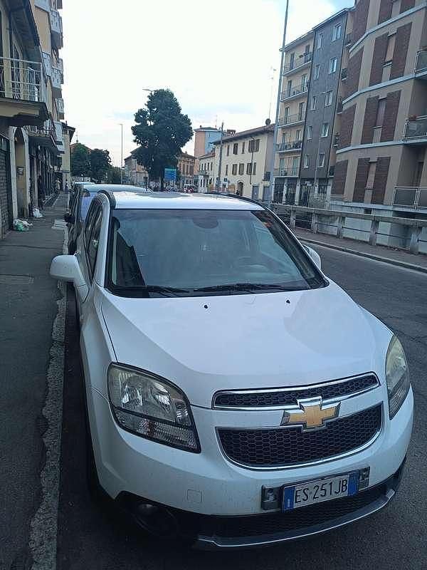 Usata 2011 Chevrolet Orlando LT Monovolume | 7500 € (Molto cara) - Immagine 1/4