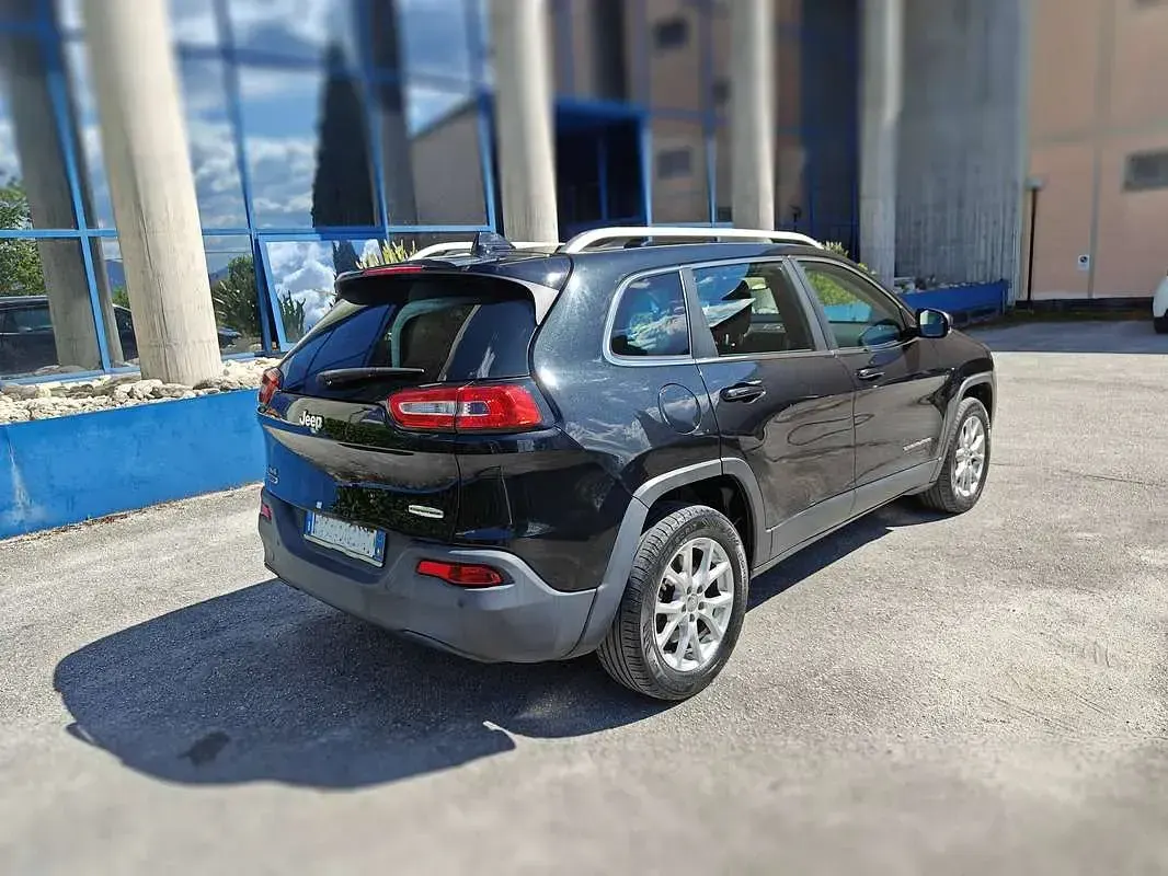 Usata Jeep Cherokee Longitude 140 CV (102 kW) 2016 Nero SUV