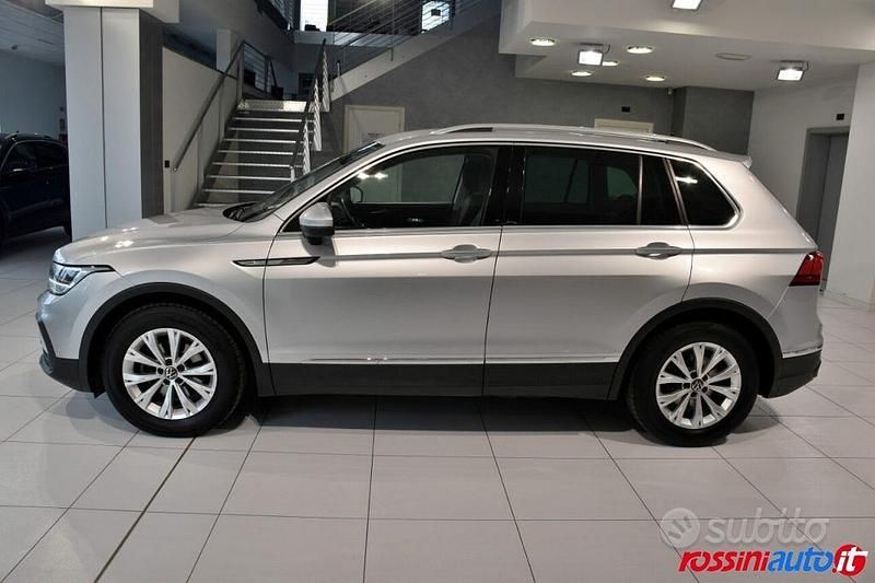 Usata VW Tiguan Life 150 CV (110 kW) 2022 Grigio SUV