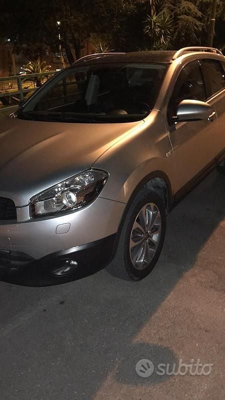 Usata Nissan Qashqai 106 CV (77 kW) 2011 Grigio SUV