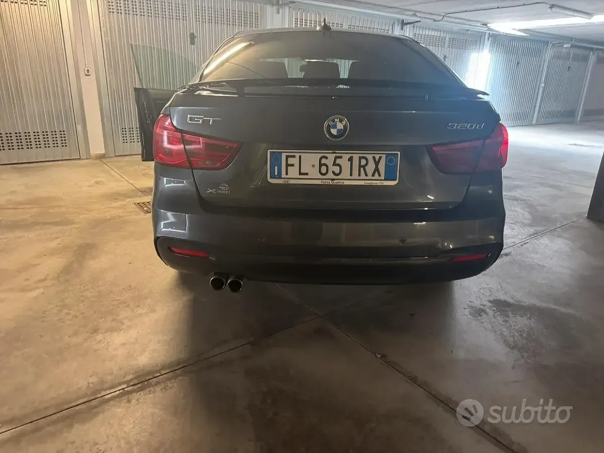 Usata BMW 320 M Sport 190 CV (139 kW) 2017 Grigio Berlina