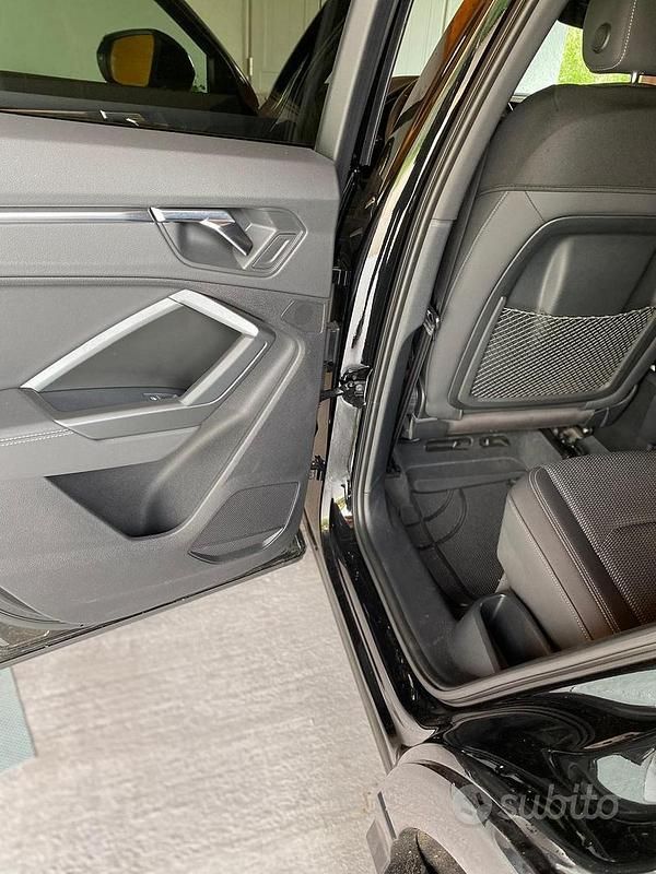 Usata Audi Q3 Sportback S-Line 230 CV (169 kW) 2019 Nero SUV