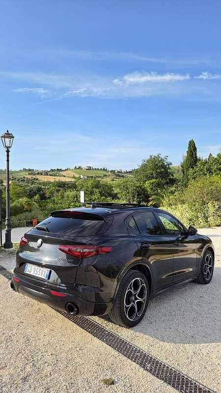 Usata Alfa Romeo Stelvio Veloce 210 CV (154 kW) 2020 Nero SUV
