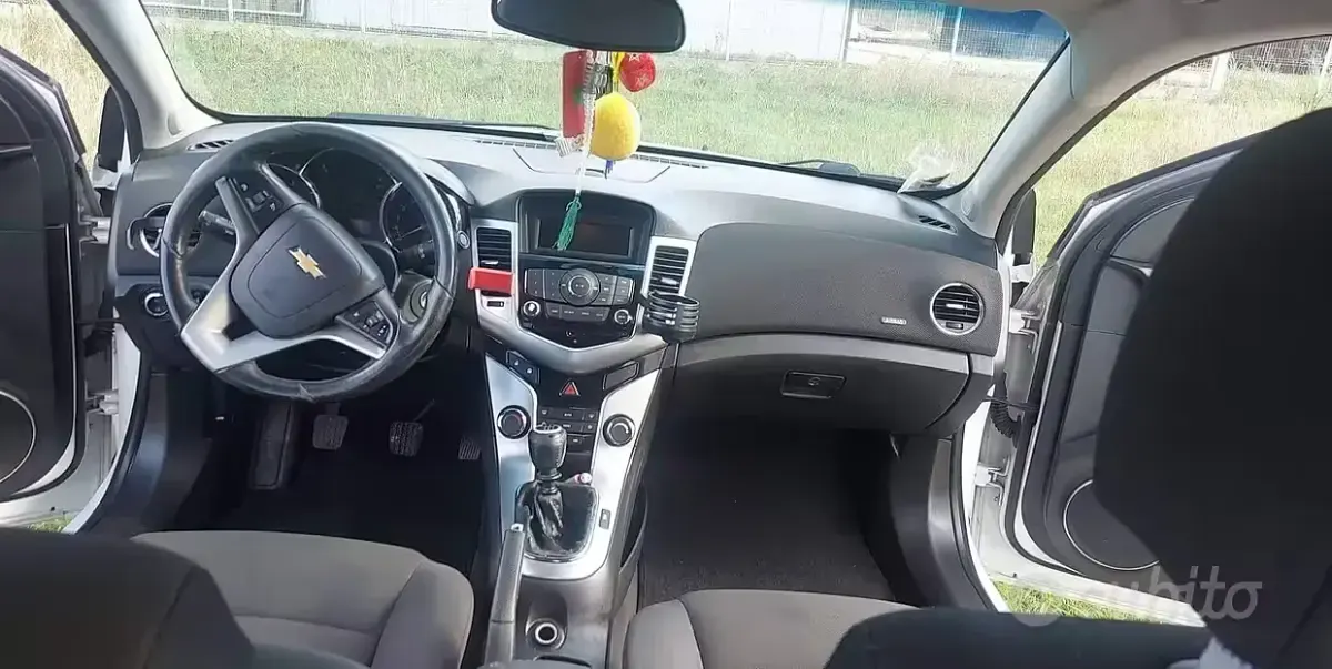 Usata Chevrolet Cruze 163 CV (119 kW) 2012 Bianco Berlina