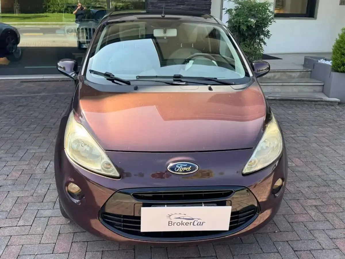 Usata Ford Ka Titanium 69 CV (50 kW) 2011 Marrone Utilitaria