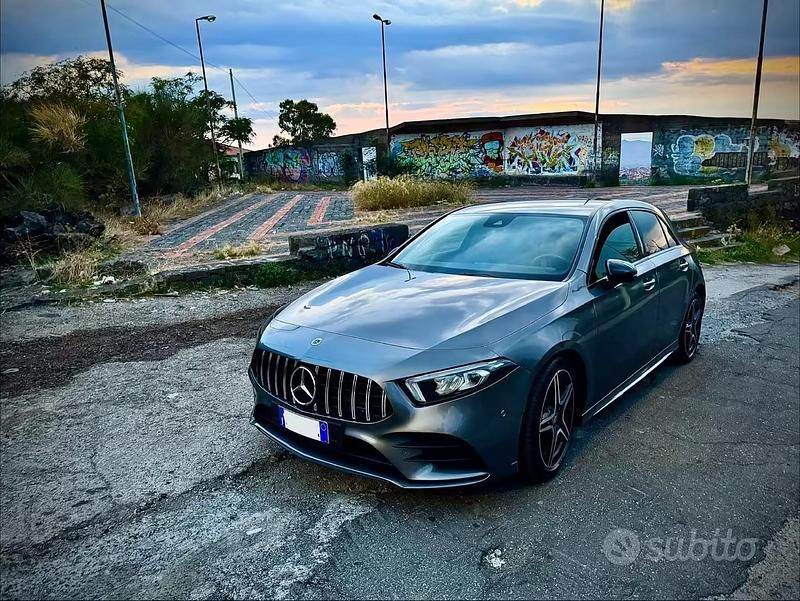 Usata Mercedes A200 Premium 150 CV (110 kW) 2021 Grigio Berlina