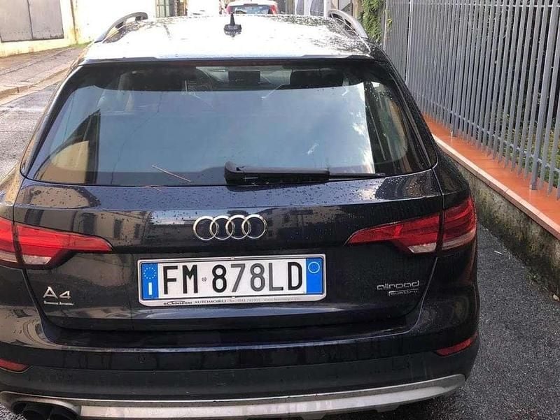 Usata Audi A4 Allroad Business 272 CV (200 kW) 2017 Blu/azzurro Station wagon