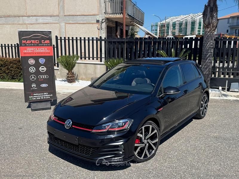 Begagnad VW Golf VII GTI 245 HK (180 kW) 2019 Grå Sedan