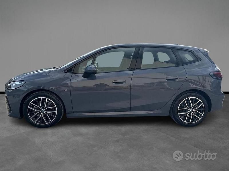 Usata BMW 218 Active Tourer Comfort Edition 150 CV (110 kW) 2024 Grigio Monovolume