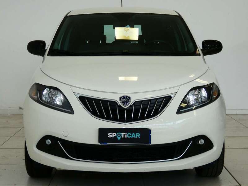 Usata Lancia Ypsilon S 69 CV (50 kW) 2024 Bianco Utilitaria