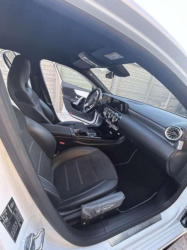 Usata Mercedes A180 Premium 116 CV (85 kW) 2022 Berlina