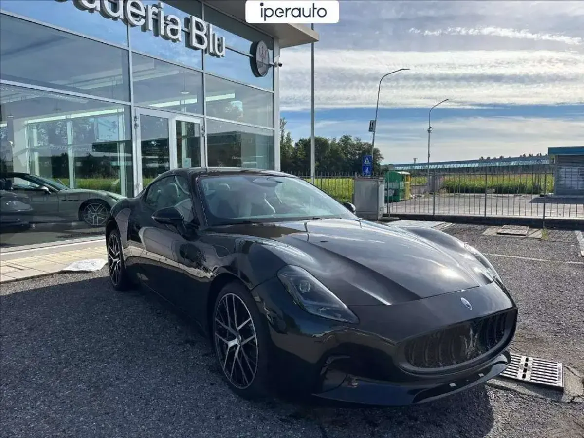 Nuova Maserati Granturismo 559 kW (761 CV) 2025 Nero metallizzato Coupé