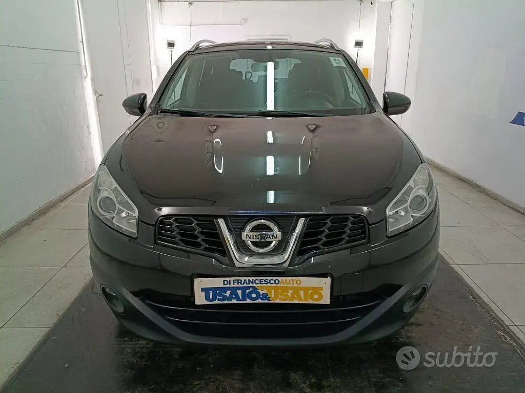 Usata Nissan Qashqai +2 Acenta 131 CV (96 kW) 2014 Grigio metallizzato SUV