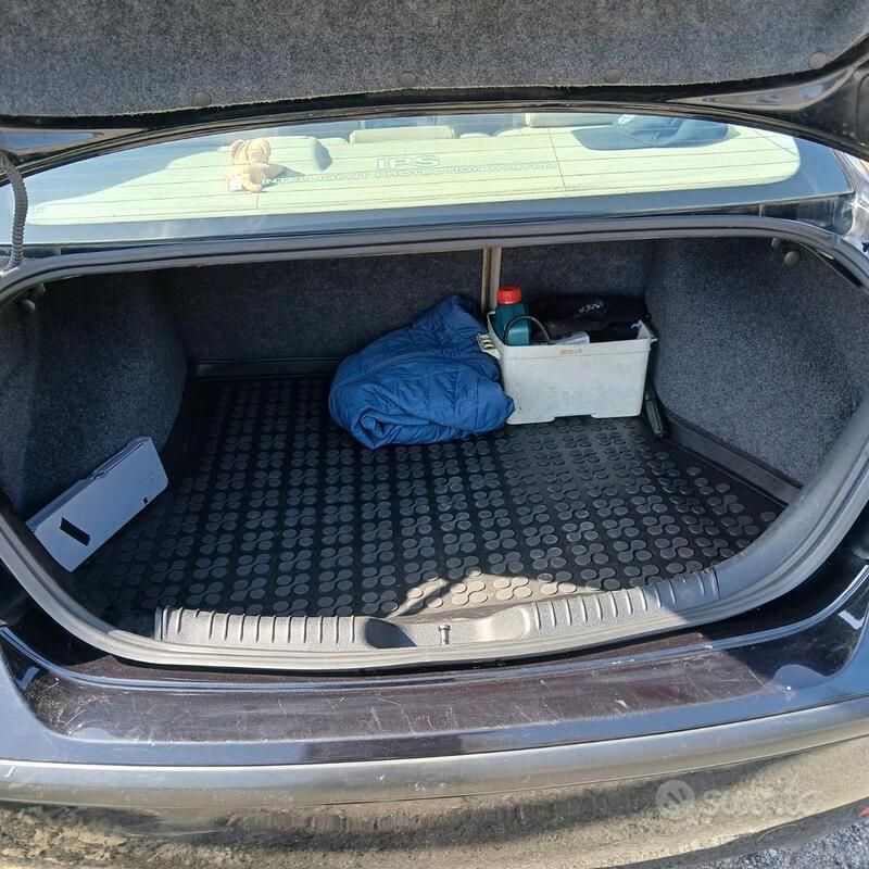 Usata Ford Mondeo 2005 Nero Berlina