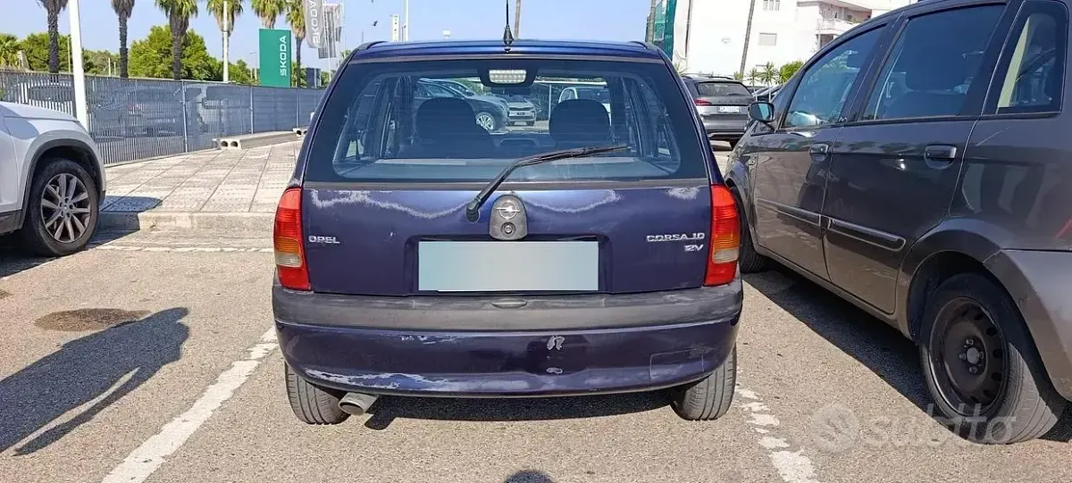 Usata Opel Corsa 54 CV (39 kW) 1999 Berlina
