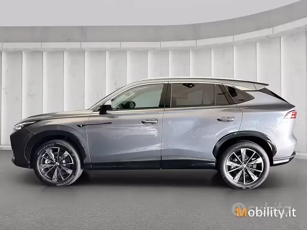 Nuova MG HS Comfort 224 CV (164 kW) 2026 Grigio SUV