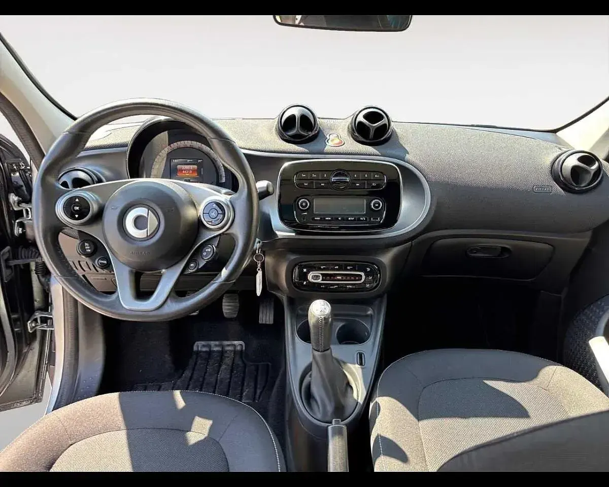 Usata Smart ForFour Passion 71 CV (52 kW) 2016 Nero Utilitaria