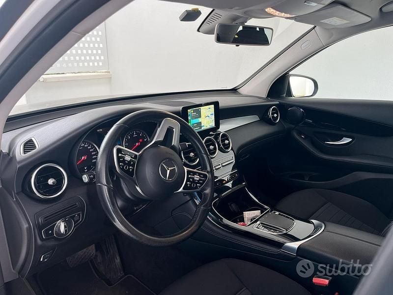Usata Mercedes GLC220 Executive 194 CV (142 kW) 2020 SUV