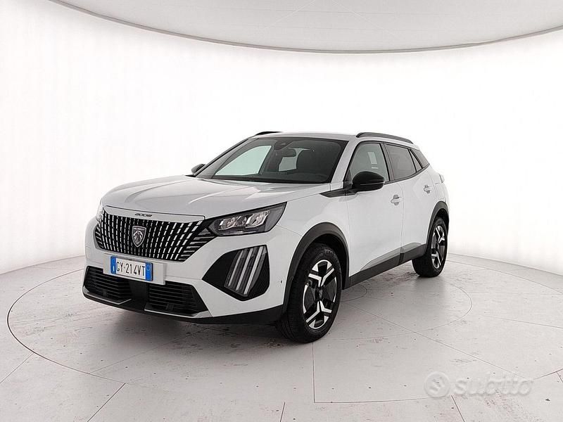 Usata Peugeot 2008 Allure 131 CV (96 kW) 2025 Bianco SUV