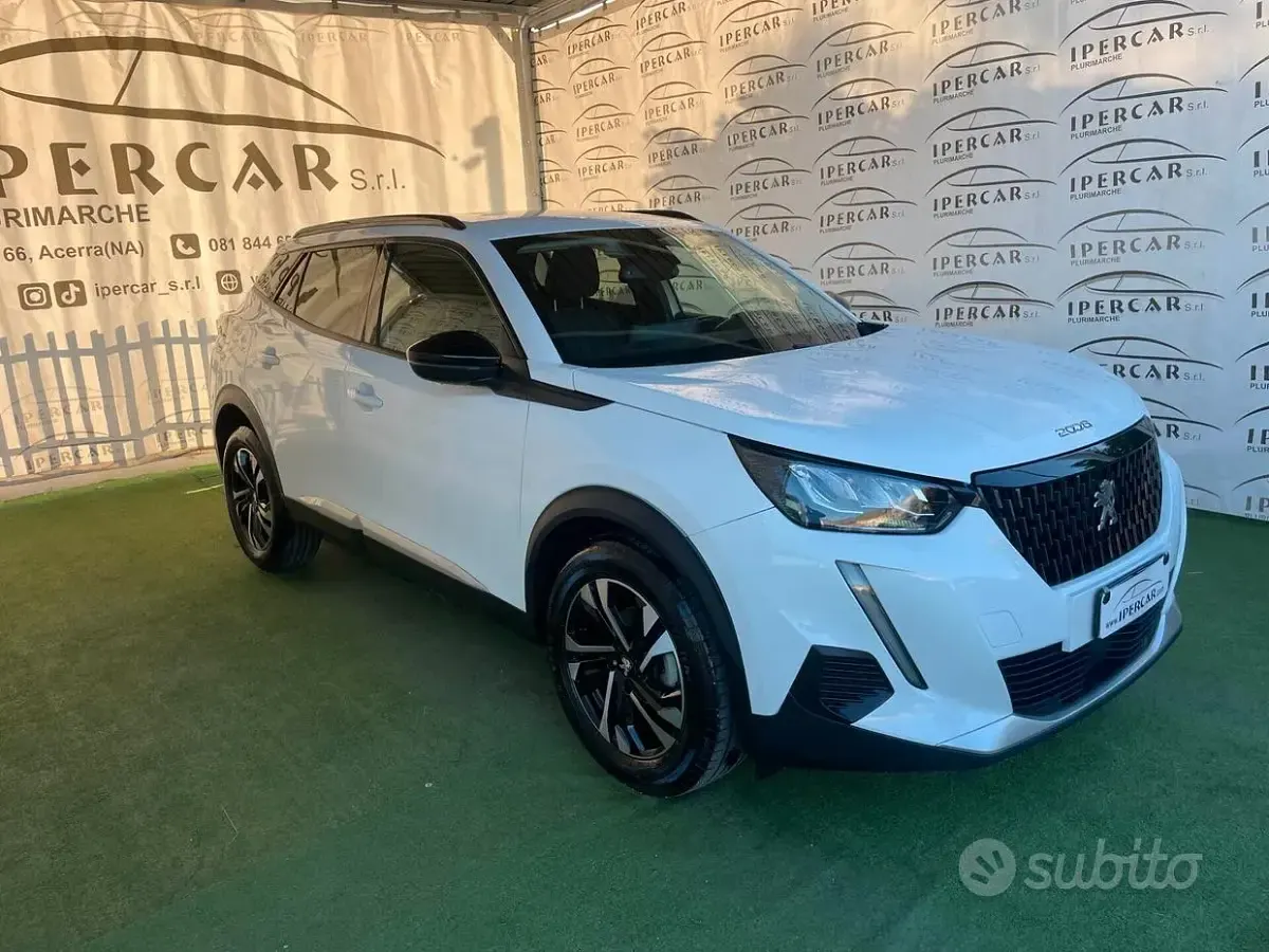 Usata Peugeot 2008 GT 110 CV (80 kW) 2022 Bianco SUV