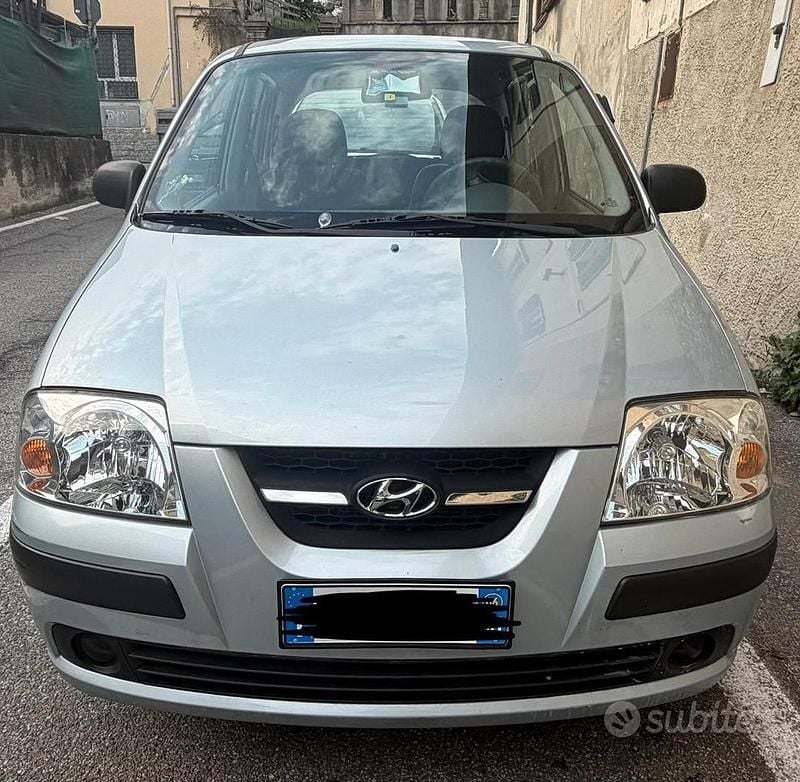Usata Hyundai Atos Active 63 CV (46 kW) 2005 Blu Utilitaria