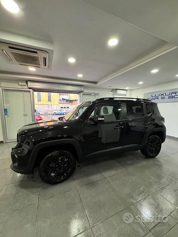 Usata Jeep Renegade Limited 140 CV (102 kW) 2016 Nero SUV
