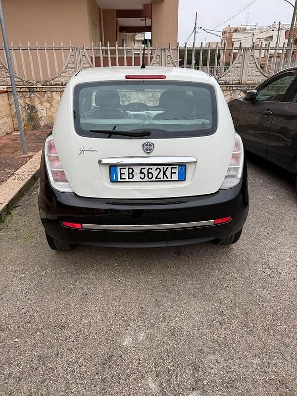 Usata Lancia Ypsilon 2010 Utilitaria