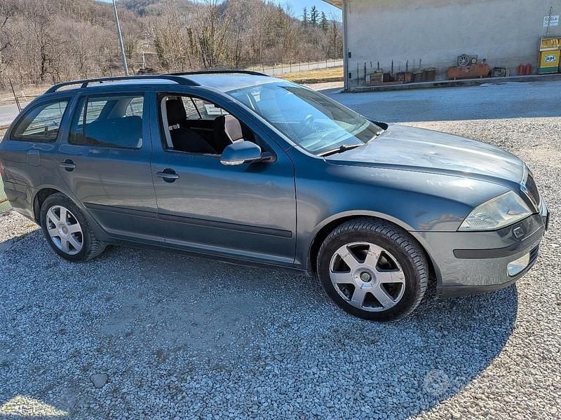 Usata Skoda Octavia 2005 Verde Station wagon