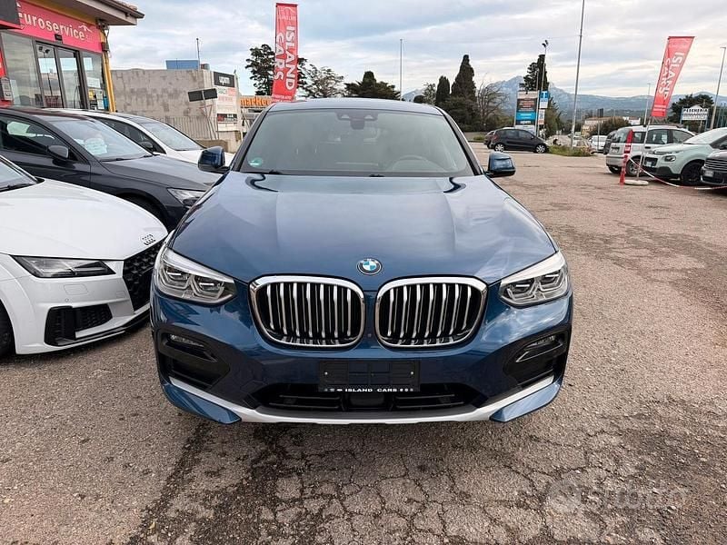 Usata BMW X4 Efficient Dynamics 190 CV (139 kW) 2020 Blu SUV