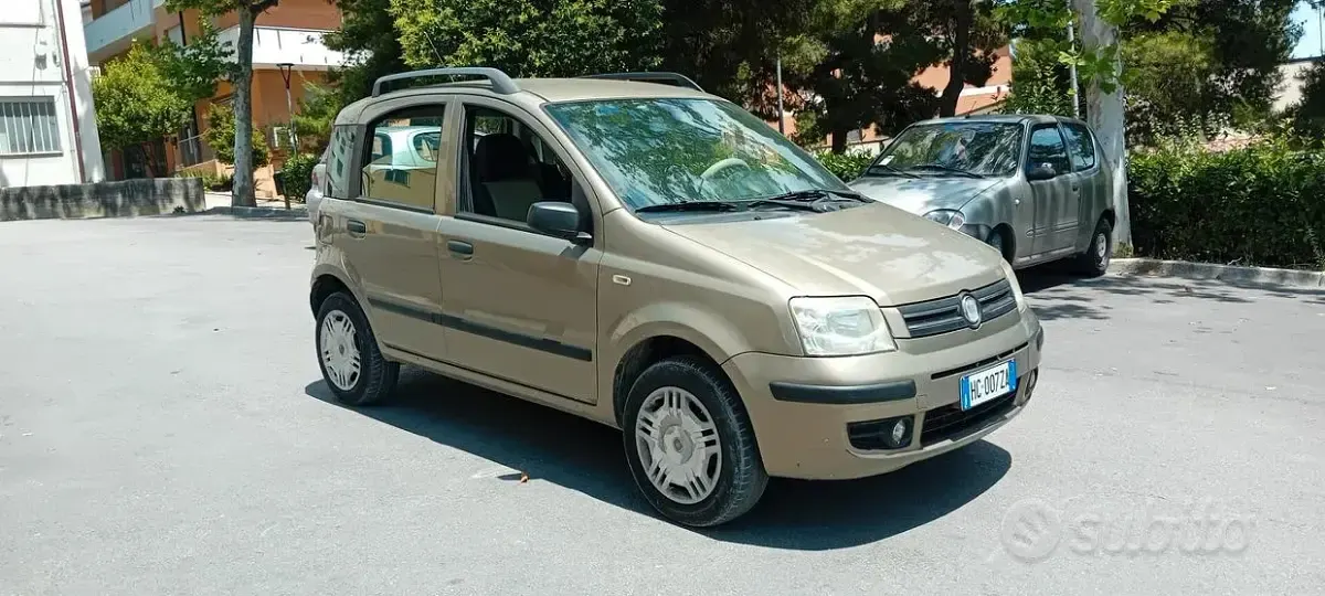 Usata Fiat Panda Dynamic 60 CV (44 kW) 2010 Marrone Utilitaria