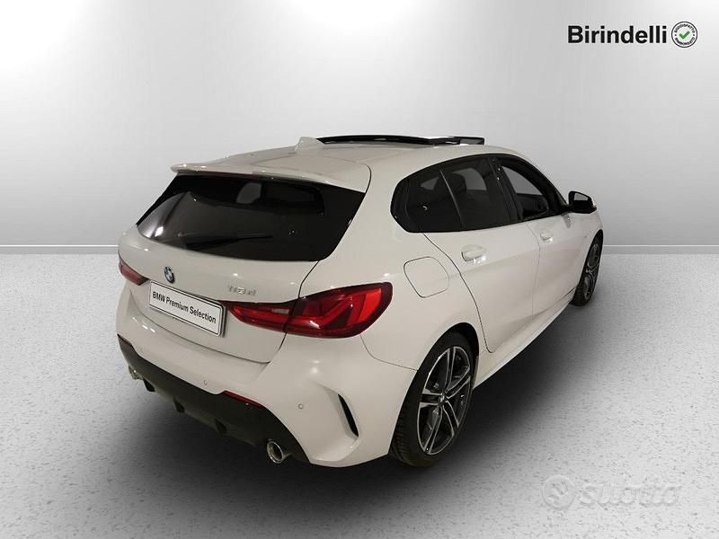 Usata BMW 118 M Sport 150 CV (110 kW) 2021 Alpin white pastello Utilitaria