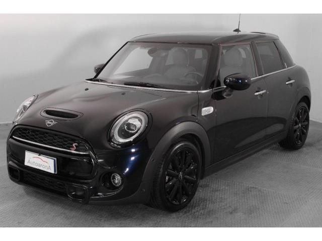 Blu/azzurro(met.) Usata 2021 Mini Cooper S Hype Due volumi | 28.900 € (Molto cara) - Immagine 1/4