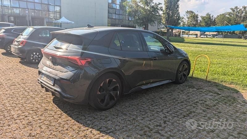 Usata Cupra Born 150 kW (204 CV) 2023 Nero Utilitaria