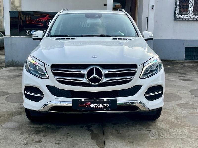 Usata Mercedes GLE250 Exclusive 204 CV (150 kW) 2016 Bianco SUV