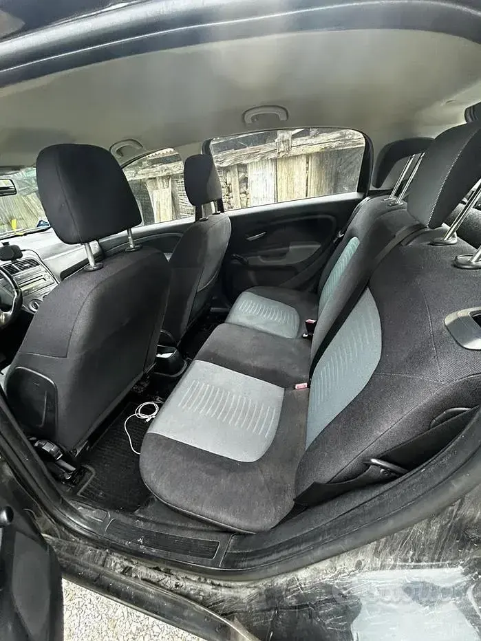 Usata Fiat Punto 75 CV (55 kW) 2008 Nero Utilitaria