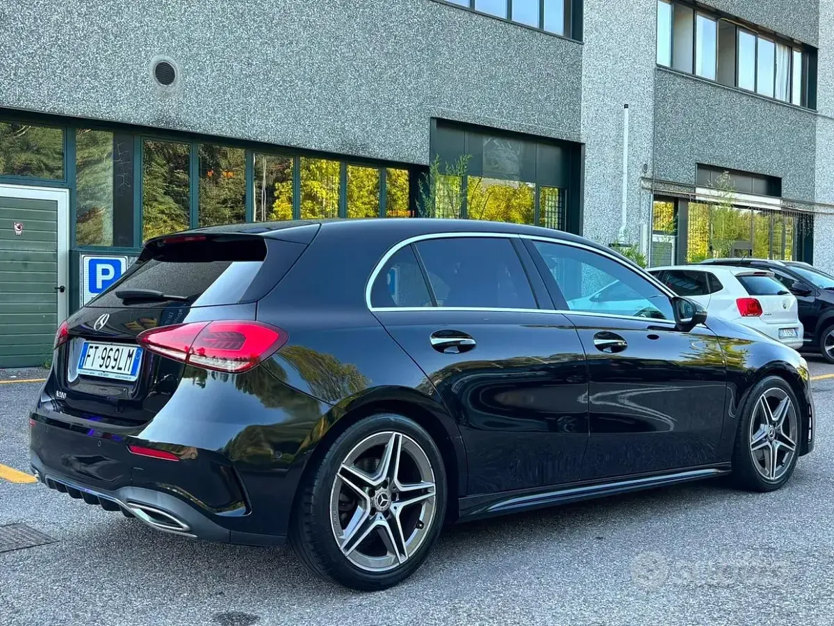 Usata Mercedes A200 Premium 163 CV (119 kW) 2018 Nero Berlina