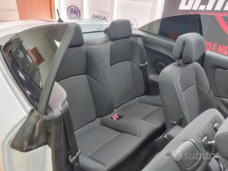 Usata Renault Mégane Cabriolet 110 CV (80 kW) 2012 Bianco Cabrio