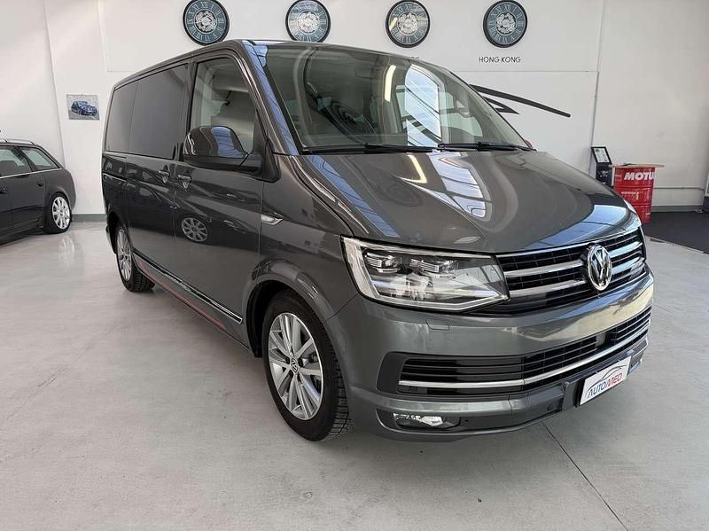 Usata VW Multivan Highline 204 CV (150 kW) 2017 Grigio Furgone