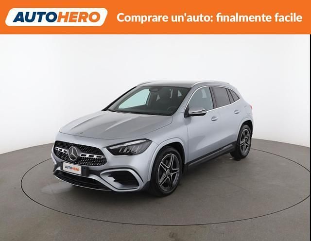 Argento Usata 2024 Mercedes GLA180 AMG Line Premium SUV | 40.699 € (Buon prezzo) - Immagine 1/2