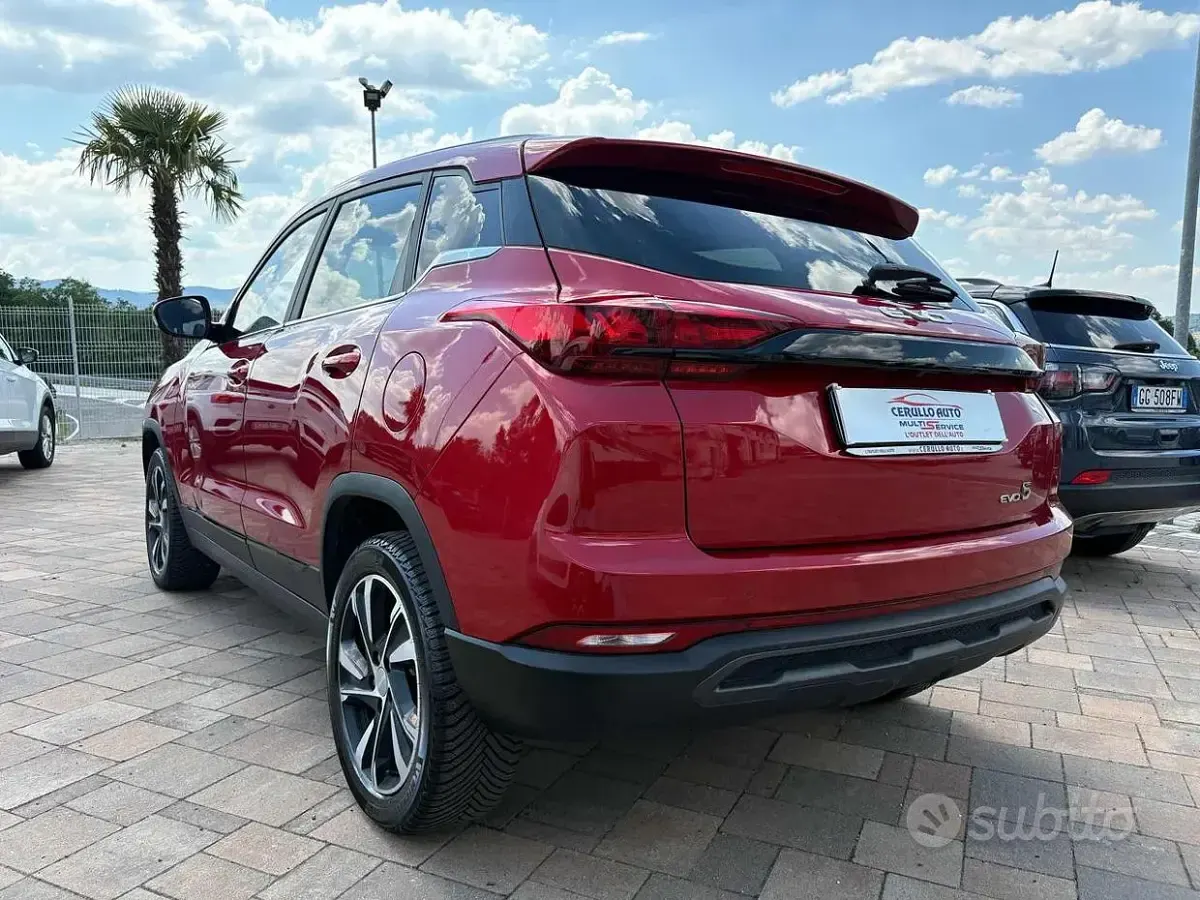 Usata EVO Evo 5 126 CV (92 kW) 2025 Rosso SUV