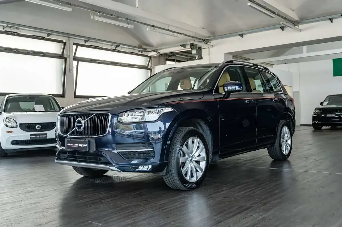 Usata Volvo XC90 R-Design 224 CV (164 kW) 2016 Blu pastello SUV